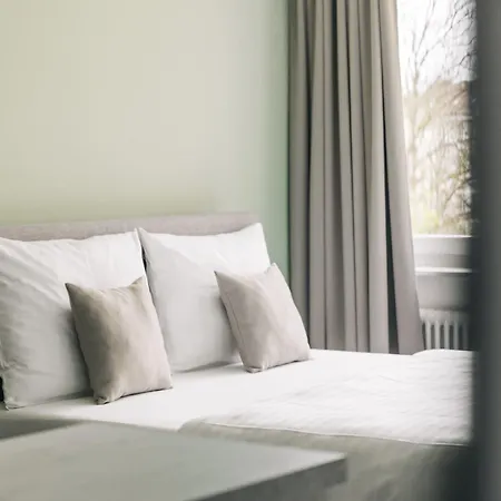 Homaris Frankfurt פרנקפורט